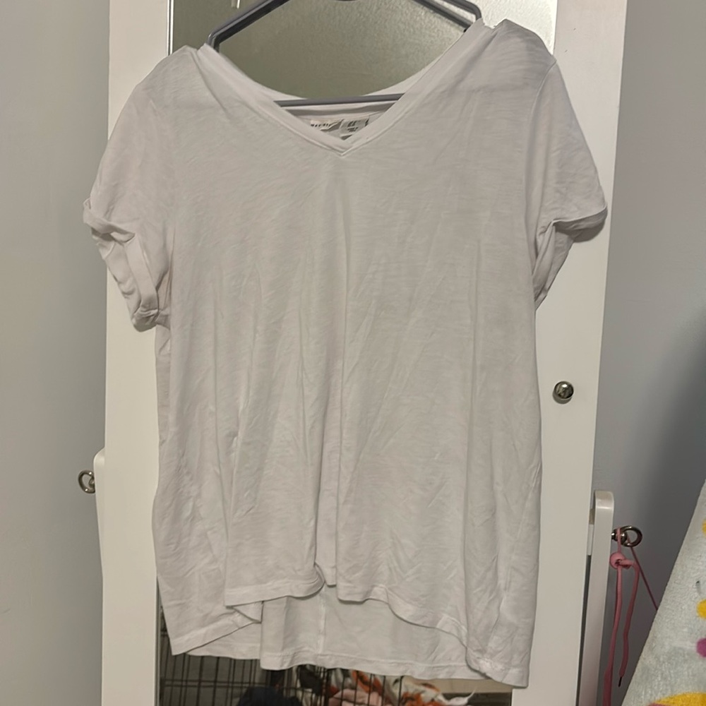 Max Studio White Top